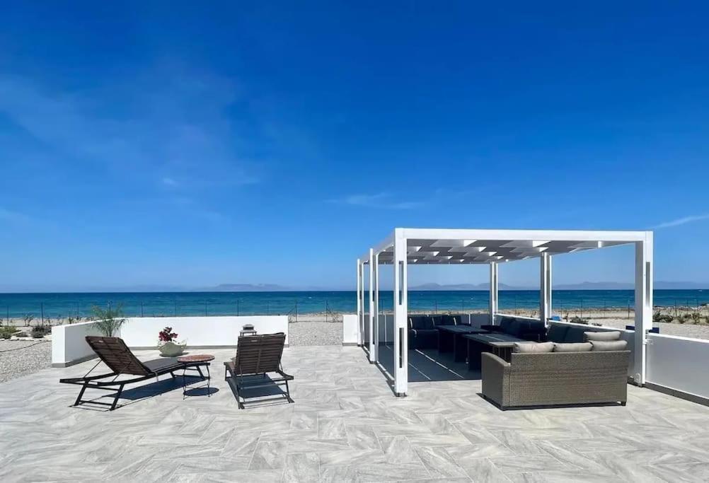 Lambou Sunset Ferienhaus Soroni