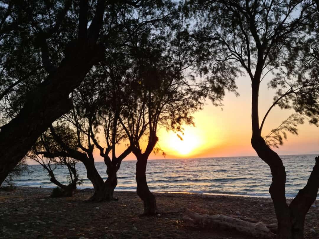 Lambou Sunset Ferienhaus