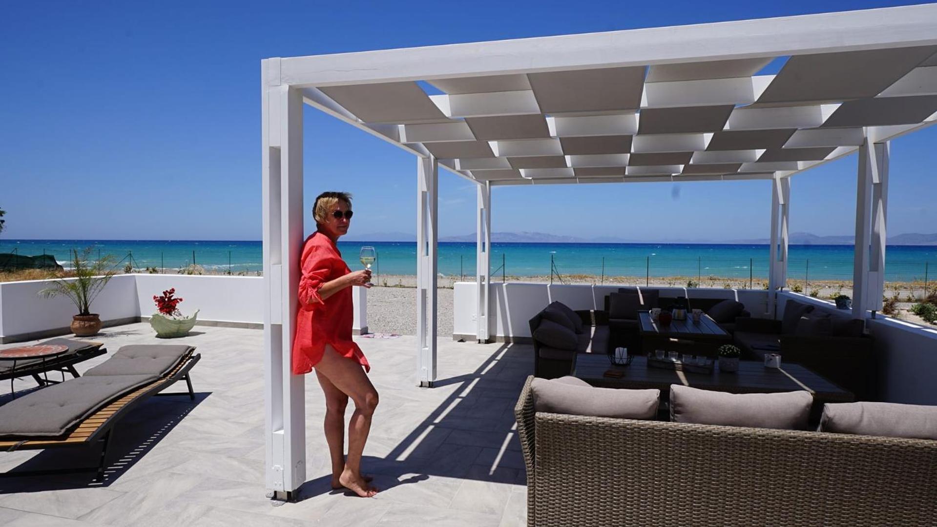 Lambou Sunset Ferienhaus Soroni